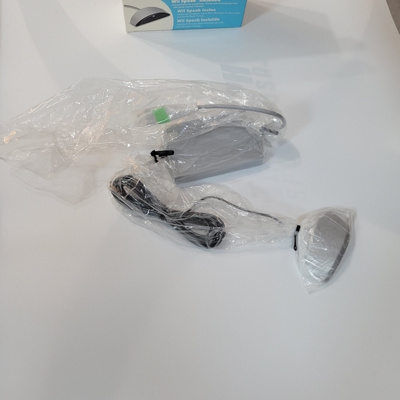 Animal Crossing City Folk w/ Wii Speak BNOB - Picture 5 of 7